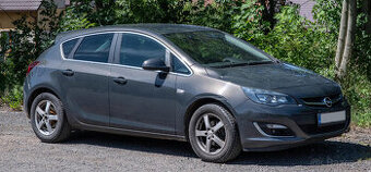 Opel Astra 1,4 Turbo, 103 kW