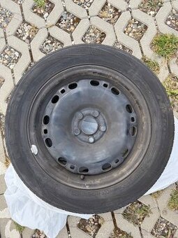 4x letní pneu vč. plechových disků 185/60 R15 ET36