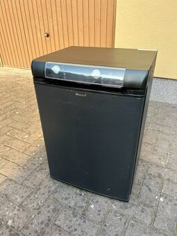 Smad 60 l (AC/DC/plyn) absorbční lednice cestovní karavanová