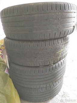 starší letní pneu Continental 205/55R16 V