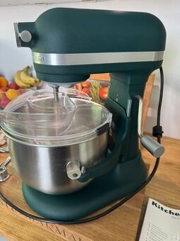 Kuchyňský robot KitchenAid Artisan – jako nový