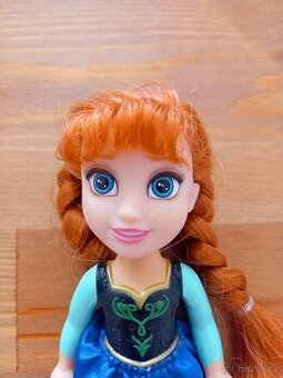 Panenka Disney Anna