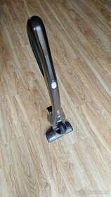 Tyčový AKU vysavač 2v1 Bosch