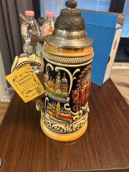 Oktoberfest pivní pohár, korbel, na pivo