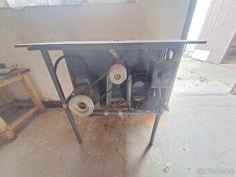 stolní kotoučová pila