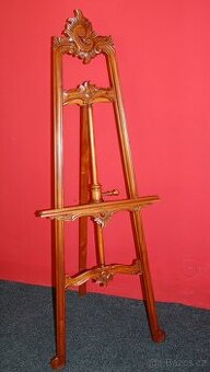 Nový vyřezávaný malířský stojan
