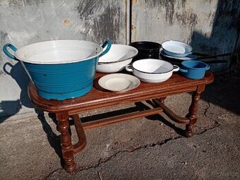 Retro smaltované nádobí, lavor, hrnce.