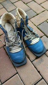 Boty na běžky stélka 25-26 cm