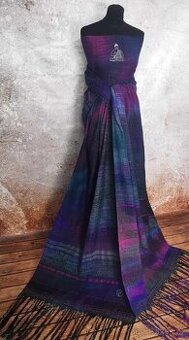 Hedvábný šátek pro nošení miminka