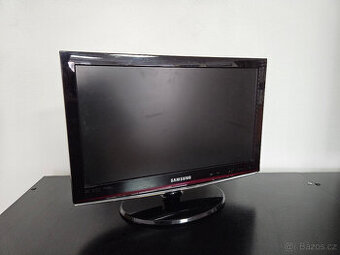 Televize Samsung 19" (48 cm) – funkční, včetně ovladače