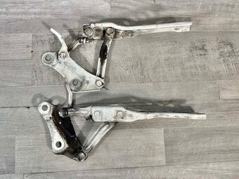 ŠKODA SUPERB 2 LIFT panty kapoty L+P 3T0823301B 3T0823302B