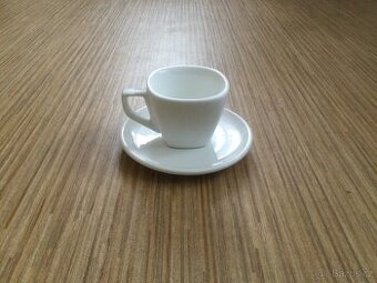 DARUJI NOVÝ šálek