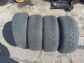 2x pneu zimní 205/55R16  Barum