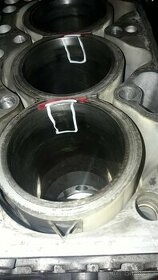 Volvo Blok motoru bez hlavy