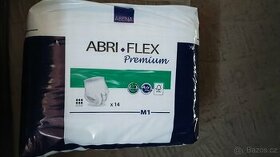 Pleny, plenkové kalhotky natahovací Abri flex premium M1