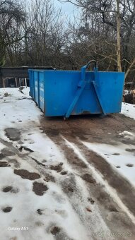 HAKOVY KONTEJNER.