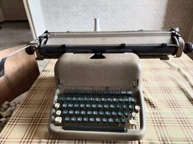 retro psací stroj - 1