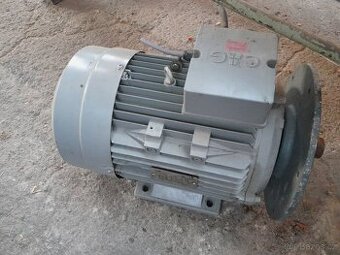 Patkový elektromotor