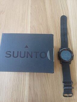 suunto core black red