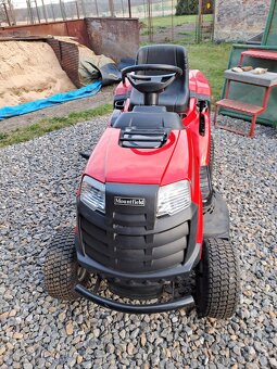 Zahradni trakturek Mountfield
