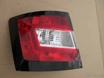 Škoda Fabia 3 levé zadní světlo 6V6945111 6V6945095