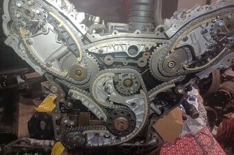 VW Touareg 3.0 tdi kw motor BKS zrepasovaný+nové rozvody