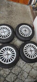 prodám pneu i s alu kolama original Ford