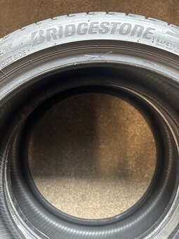 225/40 R19 Bridgestone, letní pneumatiky - 2 ks