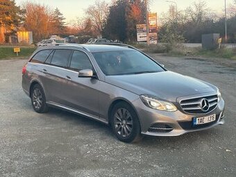Prodam Mercedes e 300 hybrid