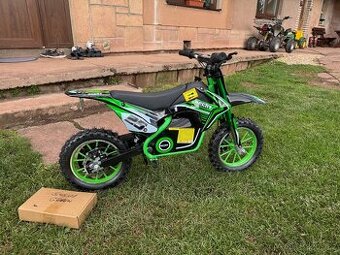Úplně NOVÁ Hecht elektrická motorka