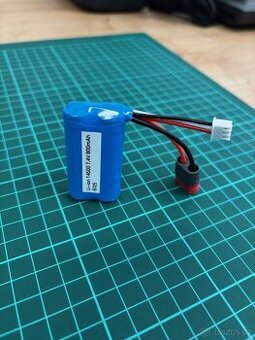 Li-Ion baterie 7.4V 800mAh do RC modelů.