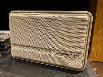 Bose 151