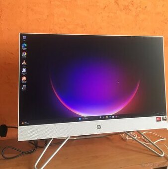 HERNÍ ALL IN ONE PC / TOP STAV / + NOVÉ PŘÍSLUŠENSTVÍ