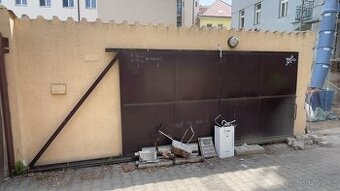 Pojezdová brána