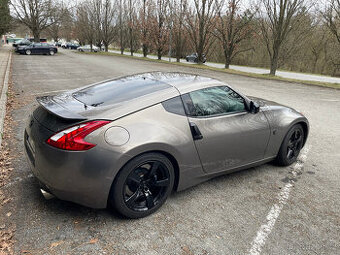 Nissan 370Z