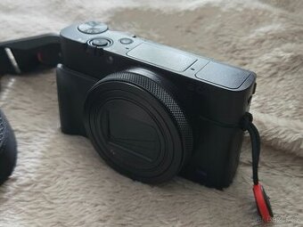Sony DSC-RX100 Mark VI.