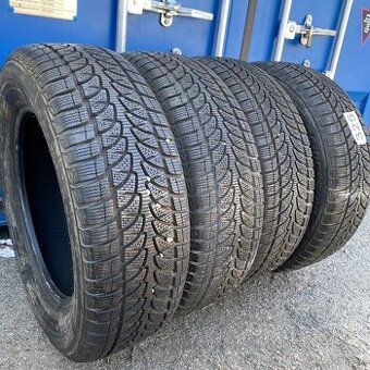 Zimní pneu 225/60 R17 99H Bridgestone 7mm