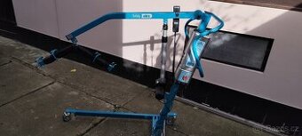 Elektrický pojízdný zvedák