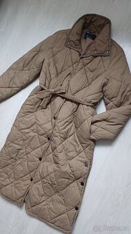 Dlouhý prošívaný kabát zn. Sinsay