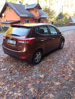 Hyundai ix20,Čr,1.4/16v/66kw,1.majitel,najeto 54.871km