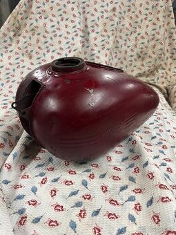 Predam nadrž na Jawa perák komunista