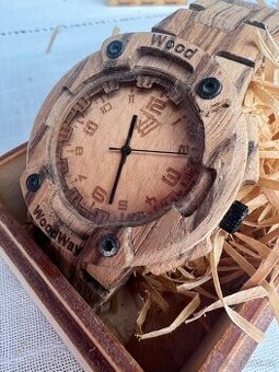 Dřevěné hodinky typ LINE - nové