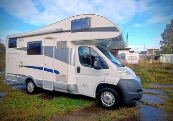 Fiat Ducato / McLouis, alkovna pro 6 osob, palandy/garáž