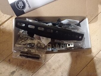 VESA držák na stěnu pro TV