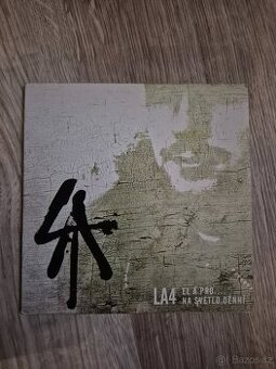 LA4 - El Á Pro / Na světlo denní (2004)