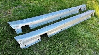 BMW E60 / E61 BOČNÍ  PRAHY