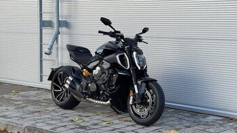 Ducati Diavel V4