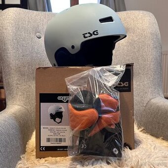 Snowboardová / lyžařská helma TSG Gravity