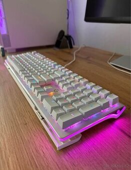 Herní mechanická klávesnice CZC Nightblade – bílá, RGB