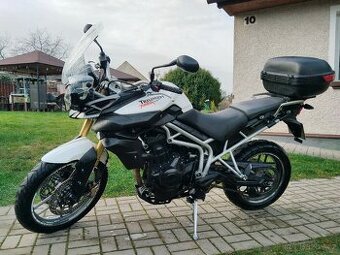 Triumph Tiger 800